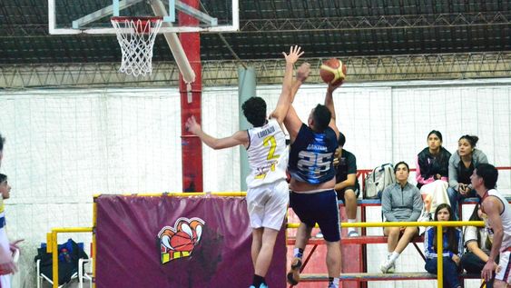 Quinta fecha. El Apertura del básquet local tendrá actividad hasta el próximo domingo.
