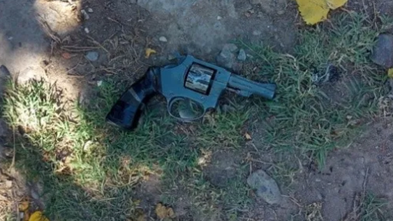 Casi un año de prisión para el sujeto que le mostró un arma a un remisero para amedrentarlo