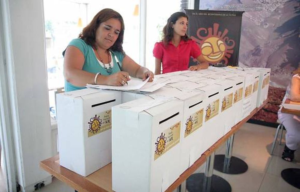 Certamen “Yo quiero ser jurado”: sacaron hasta 7 cupones del mismo concursante”