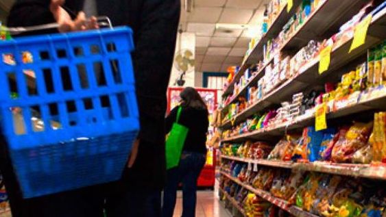 La inflación volvió a bajar, a un mes de las PASO: fue de 6%