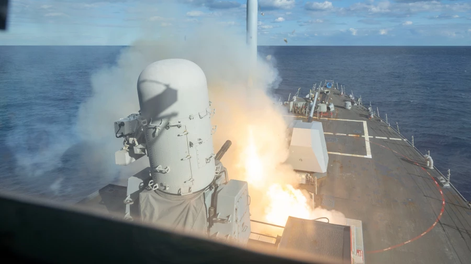 tension extrema:eeuu hundio un buque de guerra del regimen irani en el golfo de oman