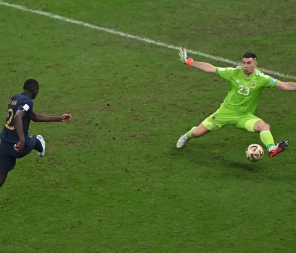 Martínez no está nunca dibujado