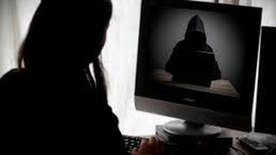 Investigan por grooming a un docente local