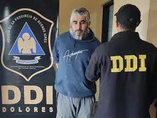 cayo un profugo tras 14 anos: esta acusado de abusar sistematicamente de su hijastra y dejarla embarazada