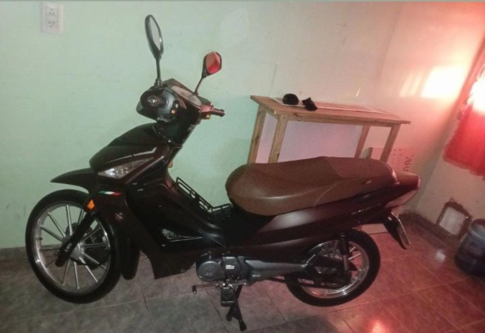 La moto robada por los delincuentes.