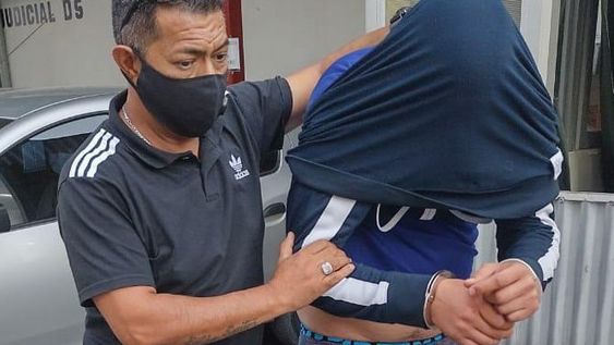 Roban 5.000 dólares, hallan 500