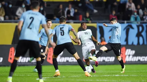 Bolivia, golpeado tras ser goleado en Uruguay