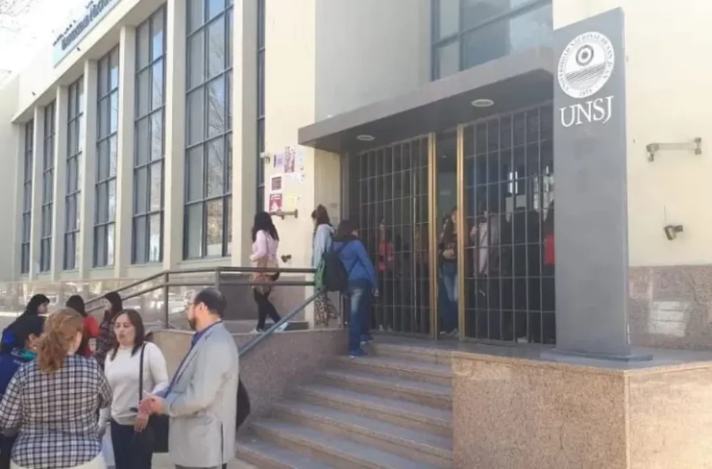 Sin precisar nuevas fechas, confirmaron la suspensión de las elecciones en la UNSJ