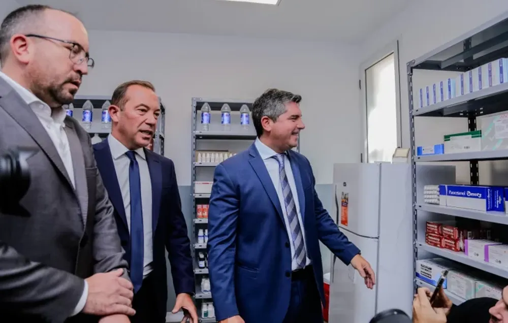 El gobernador Orrego inauguró la ampliación y refacción de un nuevo Centro de Salud en Rivadavia