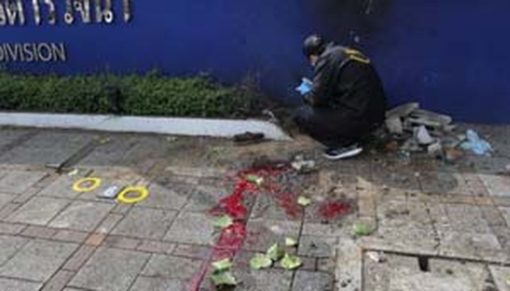 Doce bombas en zonas turísticas dejan 4 muertos y 45 heridos