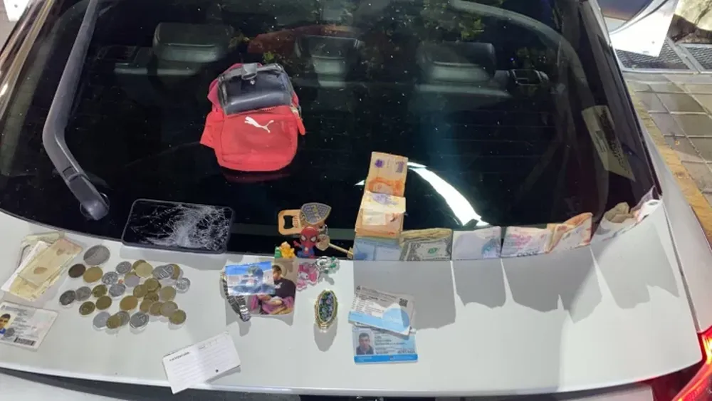 Entró a una casa a robarle a una mujer de 82 años, lo atraparon con el botín y una estampita de San Cayetano