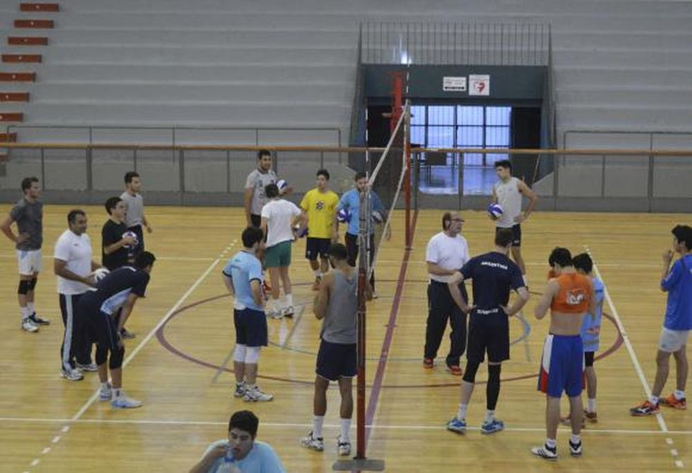 Obras tiene la base para el debut
