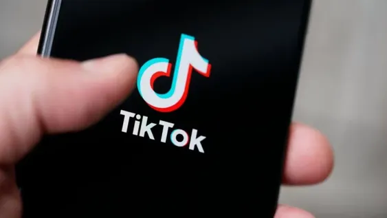 Cómo hacer un dueto en TikTok, la red social del momento