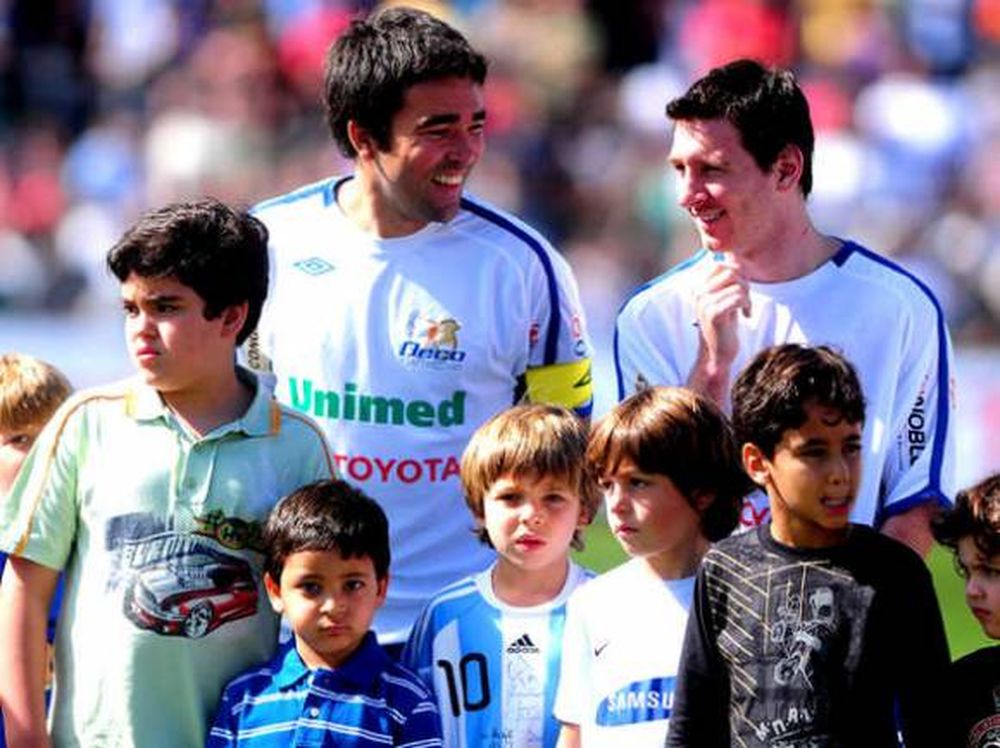 Messi jugó un amistoso en Brasil