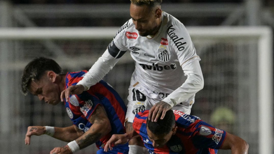 San Lorenzo empató con Santos de Neymar por la Copa Sudamericana en el Gasómetro.