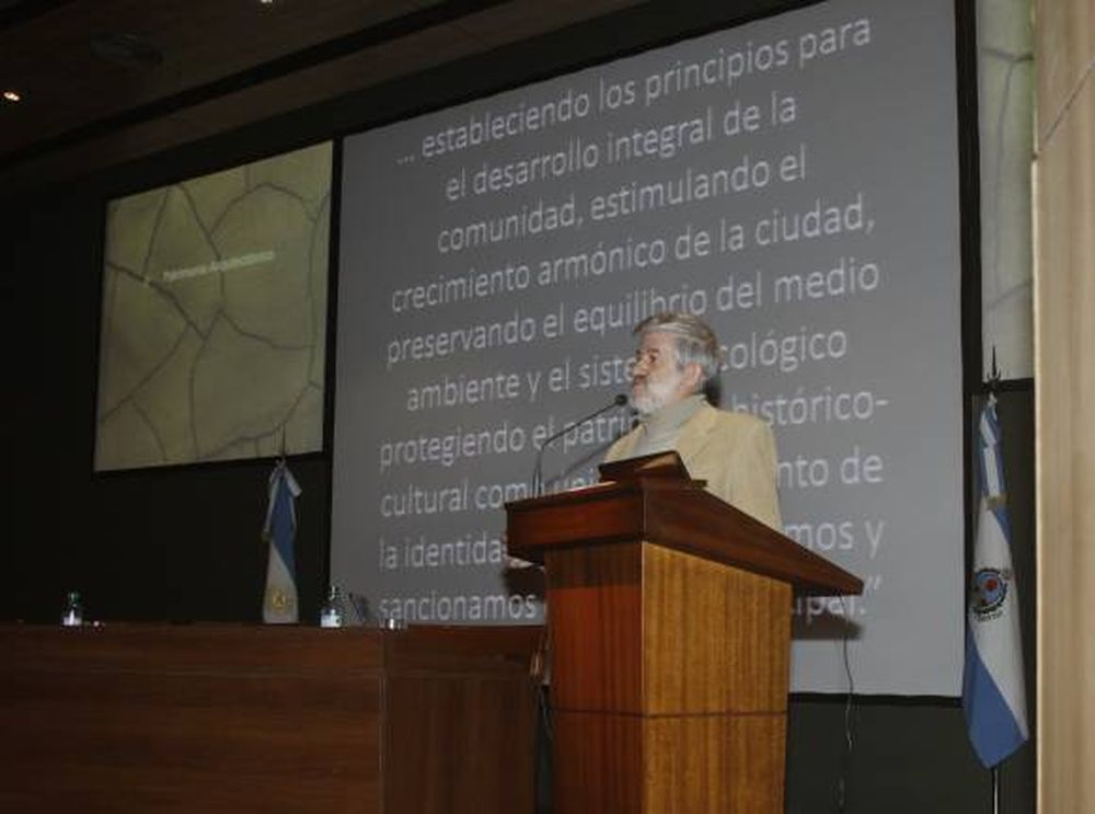 La lupa sobre la arquitectura