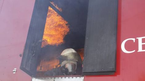 Una mirada al interior del simulador de incendios