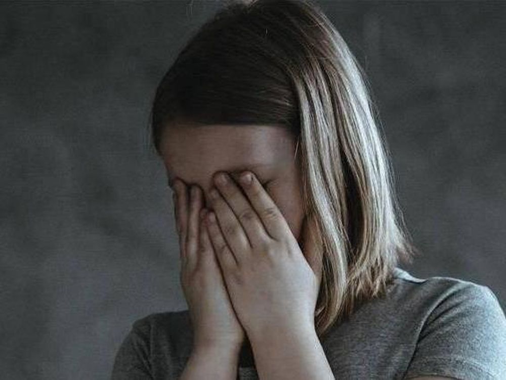 Exhibió sus genitales delante de una menor, fue condenado pero zafó de prisión