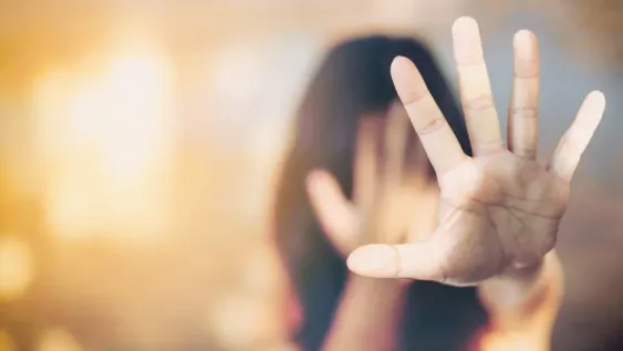 A pesar de la perimetral, entró a la vivienda de su expareja y destrozó una habitación