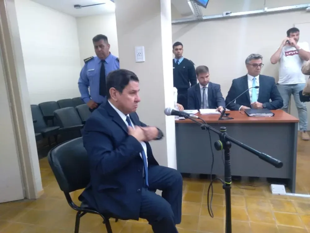 El juez Montilla, sospechado por querer favorecer a un detenido, enfrentó acusación y se quejó de la viralización de su video en la comisaría