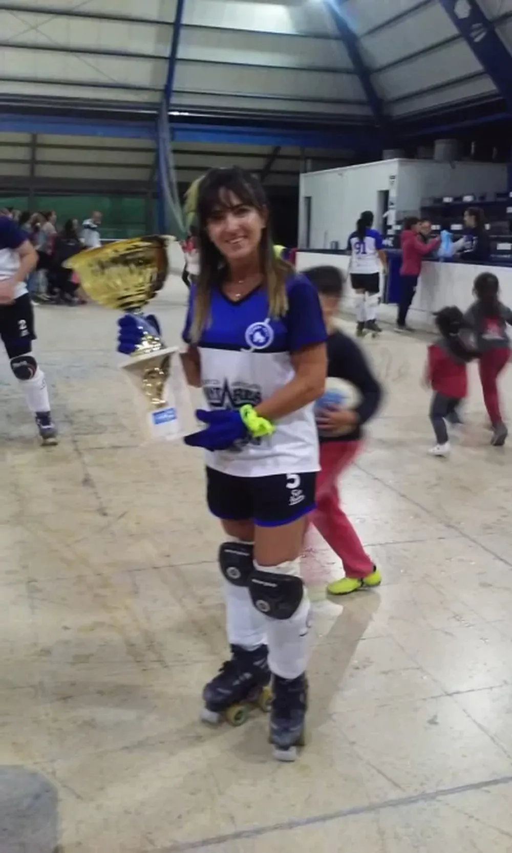 Orgullo azul: organizaron un torneo a beneficio y salieron campeonas