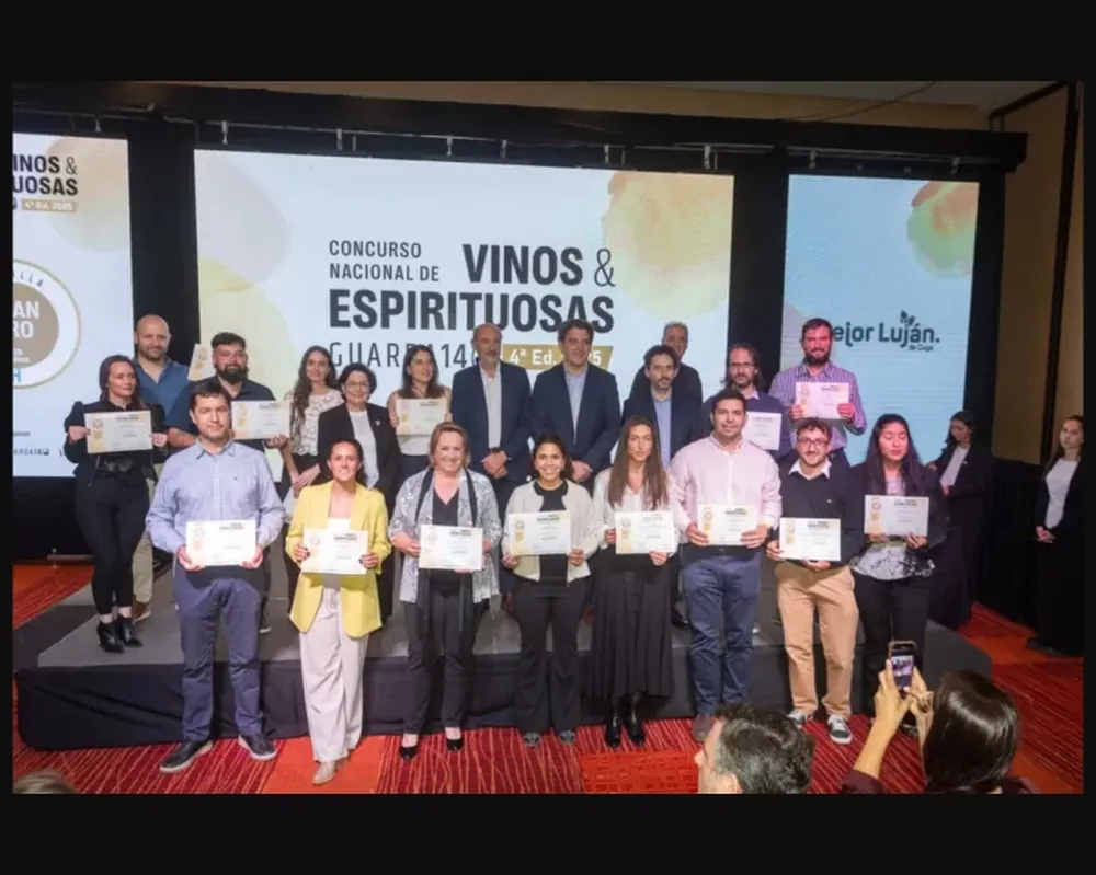 Gustavo Fernández destacó la vitivinicultura sanjuanina en el Concurso de Vinos de Guarda 14