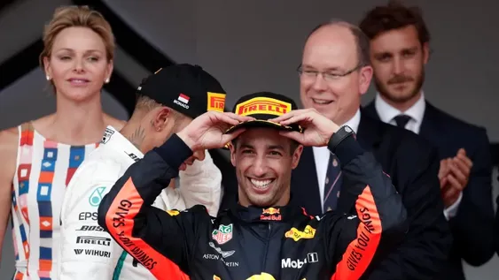 Ricciardo ganó de punta a punta en Mónaco