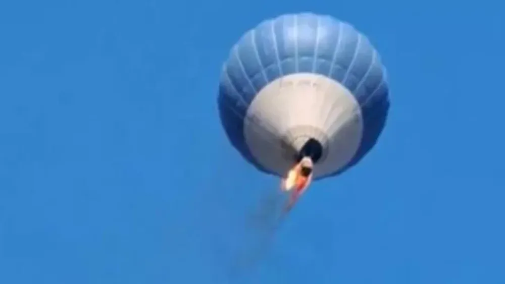 Se incendió en el aire un globo aerostático y murieron los padres de una menor