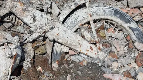Rescatan del Danubio una motocicleta de la Wehrmacht en perfecto estado.