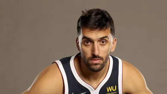 Trío argentino en “La Meca”