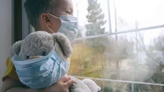 Más niños internados por un grave síndrome relacionado con el covid-19