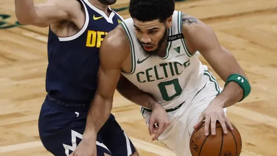 Campazzo jugó por primera vez como titular