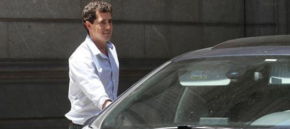 CFK quiere presenciar la jura de Macri y dejar el bastón en el Congreso