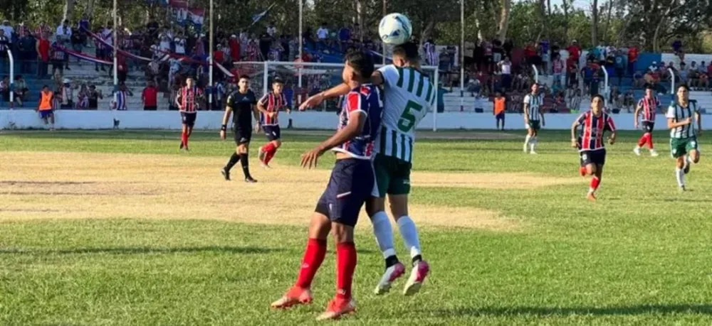 En Peñarol, Bove prepara hacer cambios para ir por su primer triunfo ante Argentino