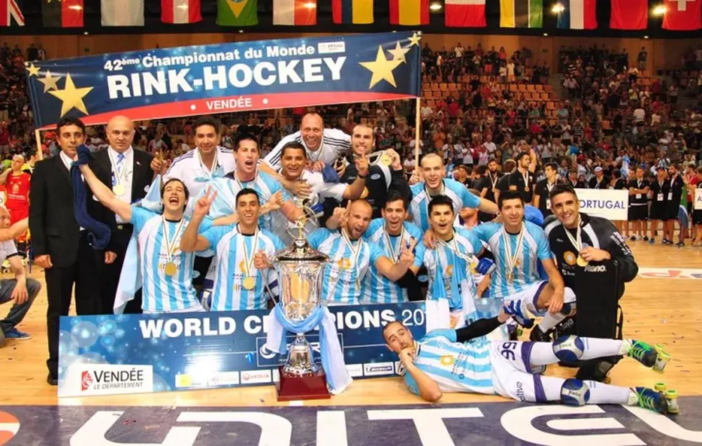 El historial de los mundiales de hockey sobre patines en rama masculina y femenina