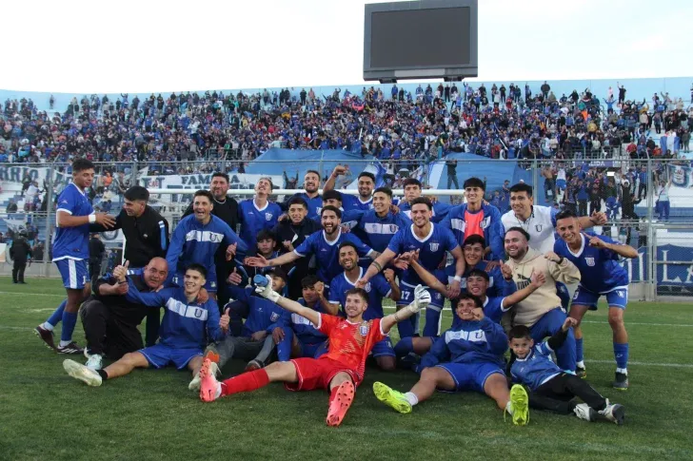 El presente de Unión está lejos de ser el de hace unos meses cuando Unión celebrara el título en el Bicentenario o cuando colmaba el 12 de Octubre a comienzos de este año en el Regional Amateur.&nbsp;