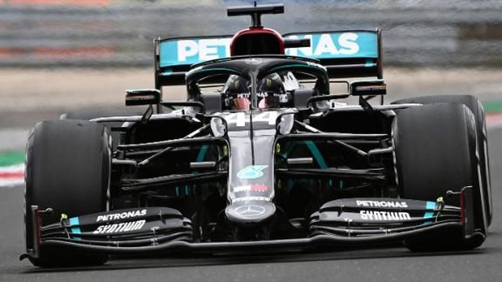 Hamilton fue el más rápido en piso seco y Vettel el mejor bajo la lluvia