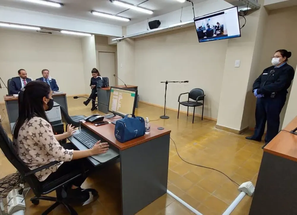 Aceptó una condena de 7 años por violar a una vecina menor que iba a cuidar a sus hijos