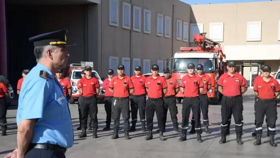 Bomberos sanjuaninos partieron a Chubut para combatir los incendios