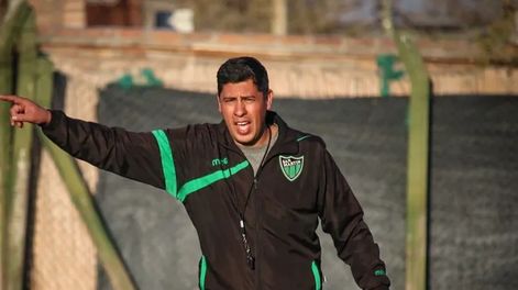 Juan Colarte, DT de Unión que llega de dirigir al equipo femenino de San Martín