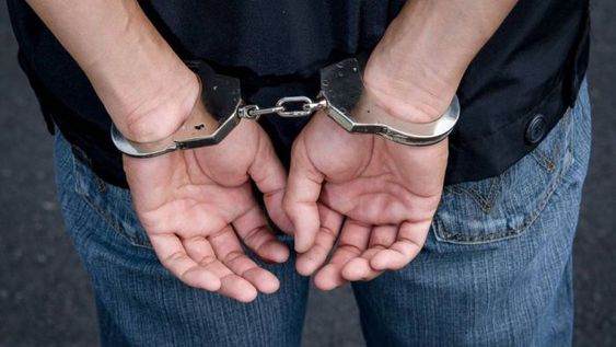 Detuvieron a un sujeto que robó en una unión vecinal: horas después lo condenaron