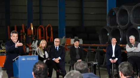 Mientras siguen negociando, Massa definió como un “ancla” a la deuda con el FMI