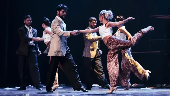 ORGANIZADORES. El equipo de bailarines de Proyecto Tango.