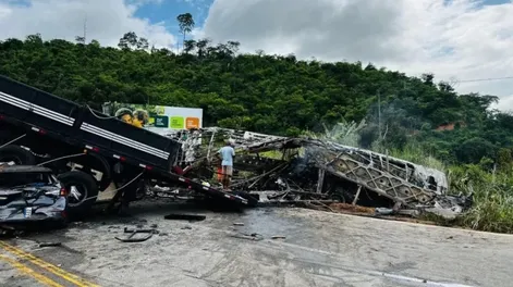 Trágico accidente de un ómnibus en Brasil: hay al menos 38 muertos