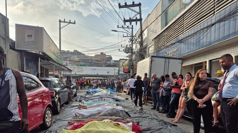 Baño de sangre en Río de Janeiro: exhiben los cuerpos en las calles; imágenes del horror que ya dejó 64 muertos