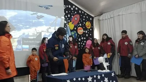 Charla con astronautas