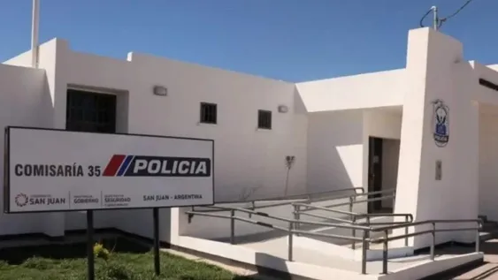 Una gresca entre cuatro hombres terminó con fracturados y heridos de arma blanca