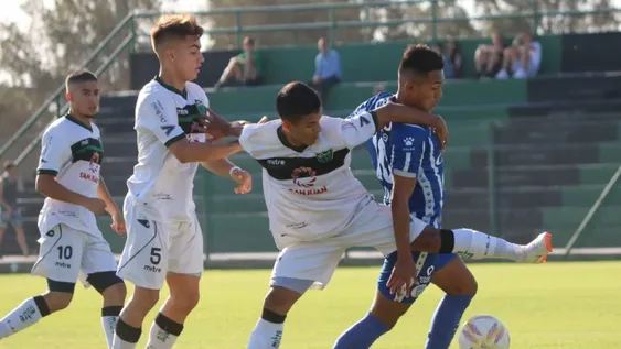 La Reserva de San Martín no pudo con el Tomba