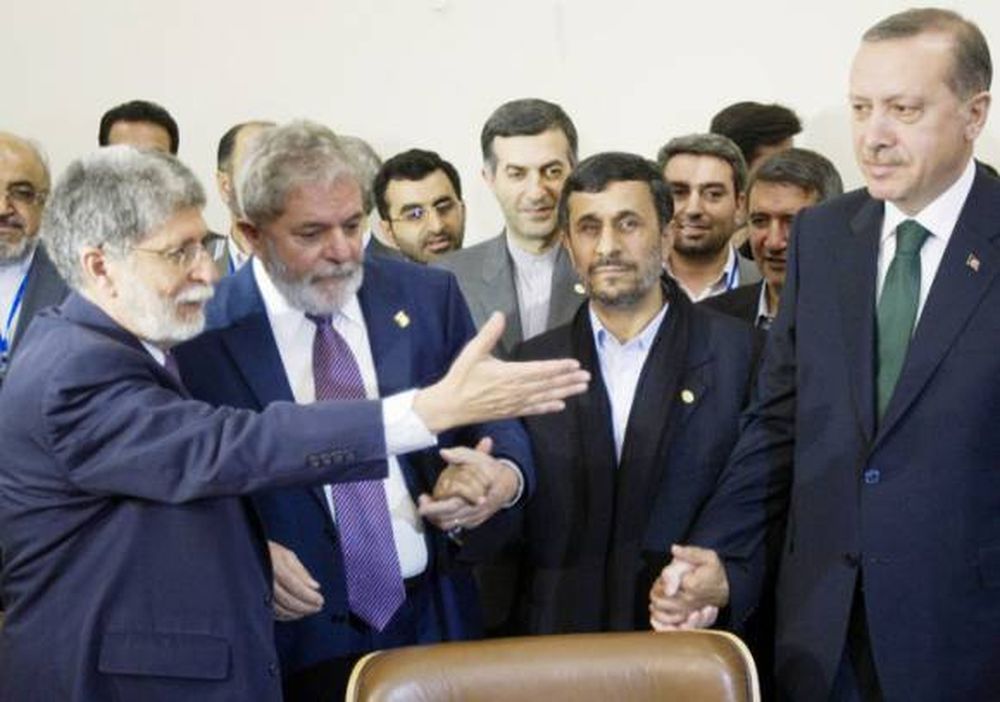 Irán acuerda ceder con su plan nuclear