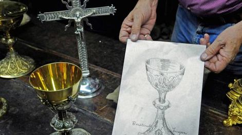 El cáliz del Papa será obra y arte de un “amigo”